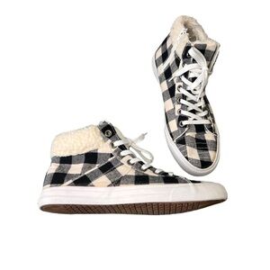 Tommy Bahama Black & White Plaid High Top Sneakers with Sherpa Size 10